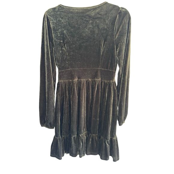Halara Everyday Deep V-Neck Ruffled Hem Velvet Mini Chill Dress Rifle Green – Wo - Picture 2 of 10